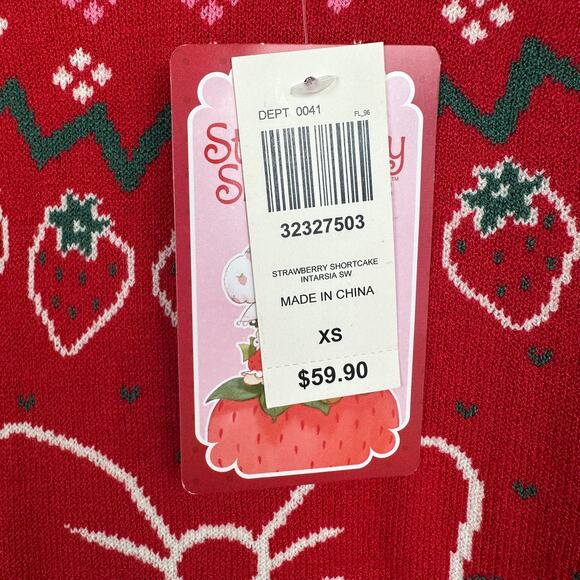 NWT BoxLunch Strawberry Shortcake Wreath Portrait Red Knit Holiday Sweater XS - Picture 9 of 11